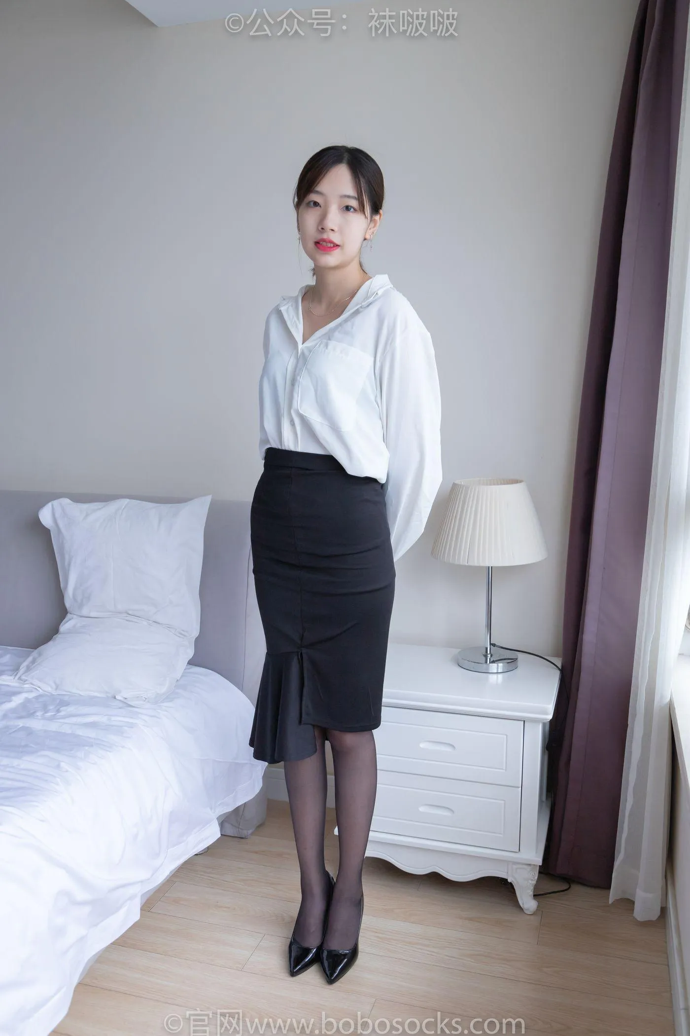 [BoBoSocks袜啵啵]NO.017 小甜豆-OL制服、高跟鞋、黑丝 [131P]插图7